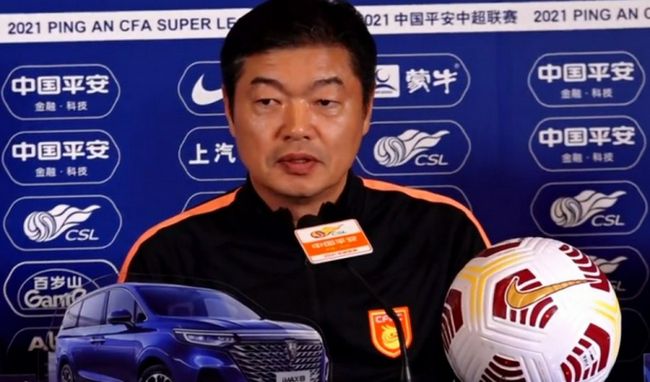 又是回到古老的电影本体论上，这只是一处电影梦境，梦借助苏州河泌岸的场景运行，它会跳跃、晃动、摇摆，也会翻覆，闪烁不定，骤显或骤隐。